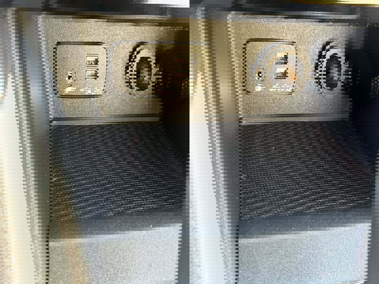 Used 2021 Subaru Forester Limited image 27