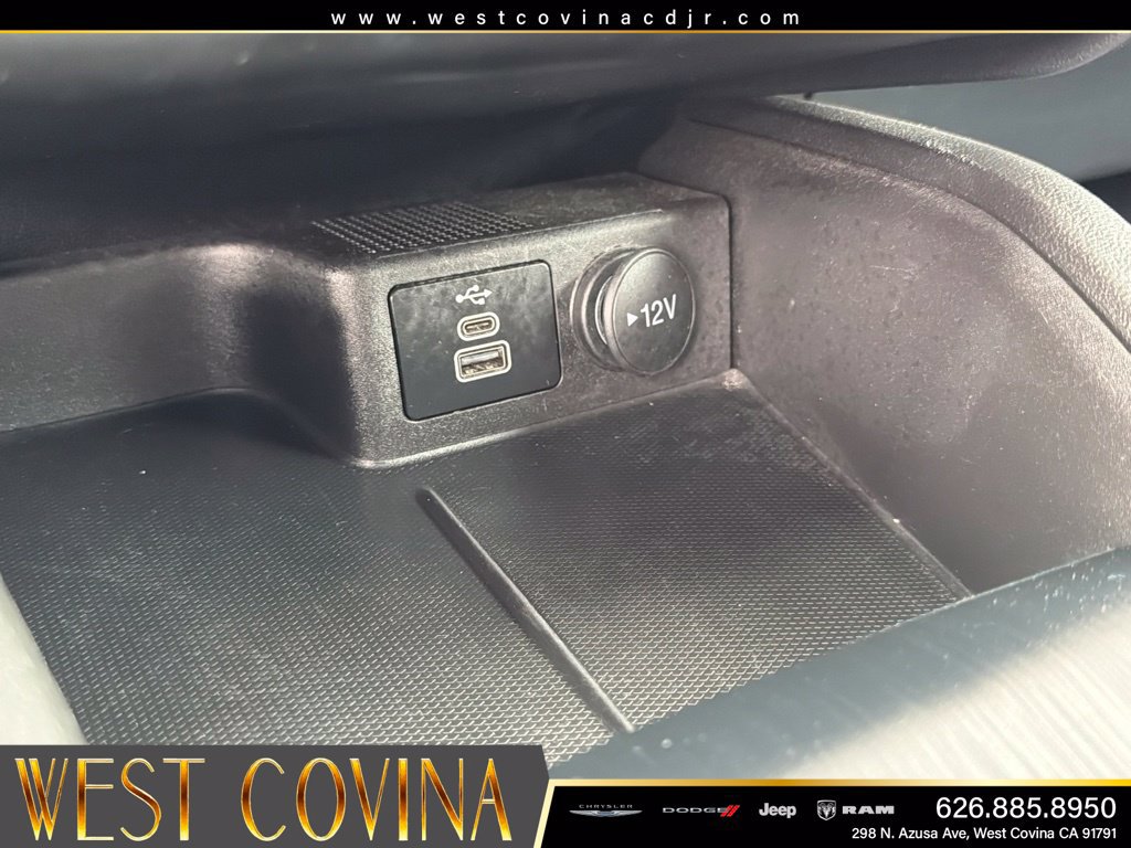 Used 2024 Ford Escape Active AWD/4WD image 30