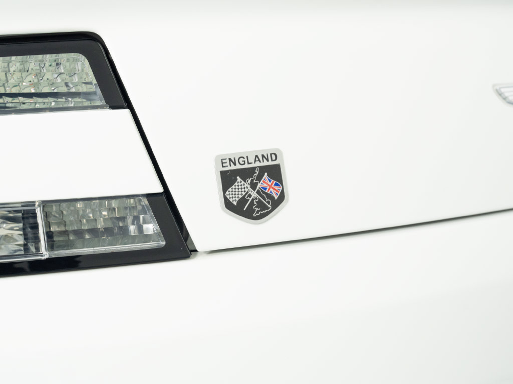 Used 2015 Aston Martin V8 Vantage GT RWD image 51