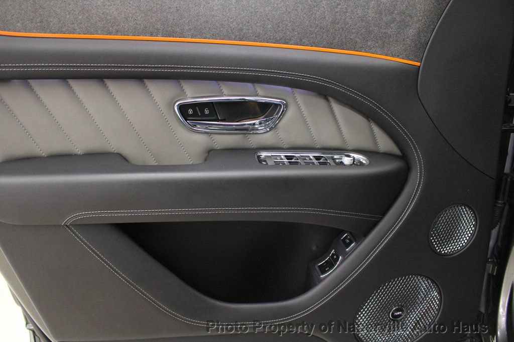 Used 2022 Bentley Bentayga Speed AWD/4WD image 11