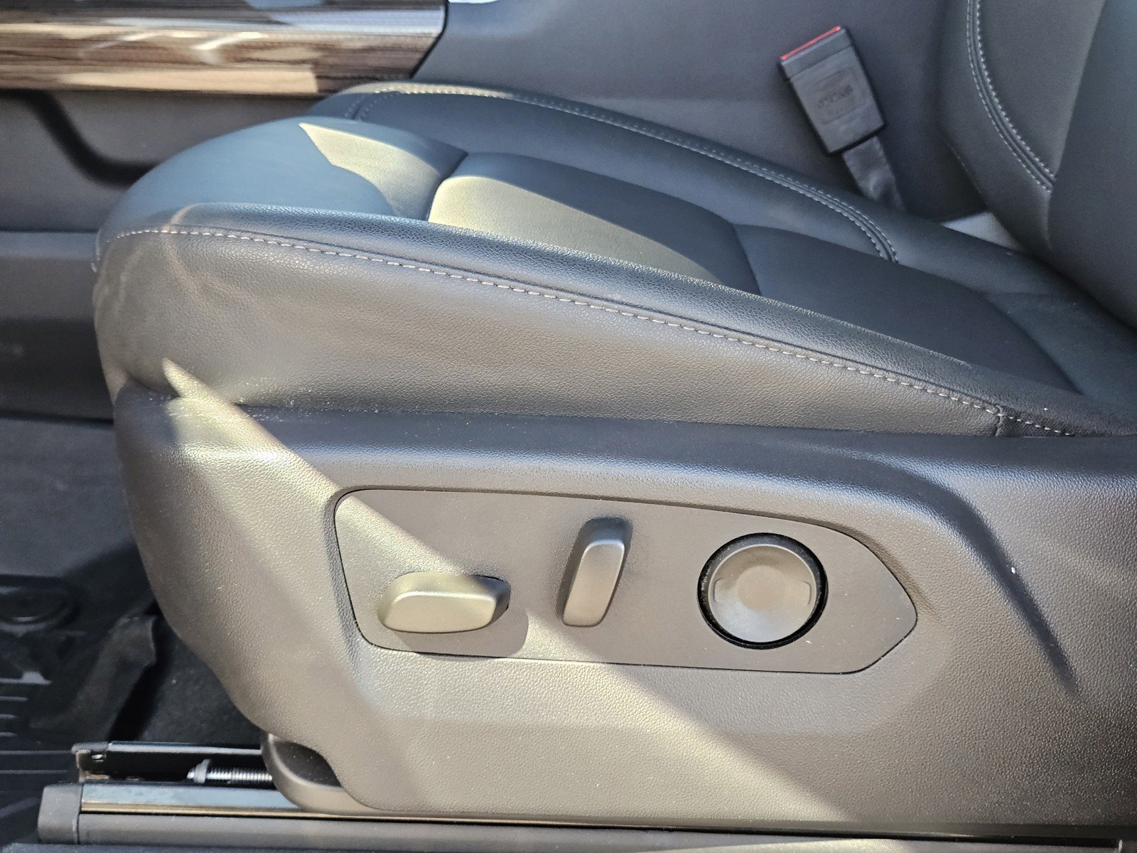 New 2026 Chevrolet Silverado 1500 LT Trail Boss w/ LT Trail Boss Premium Package image 17