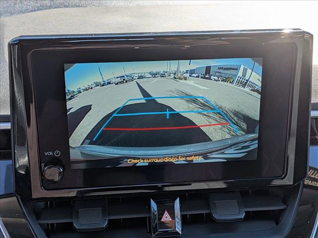 Used 2025 Toyota Corolla LE image 12