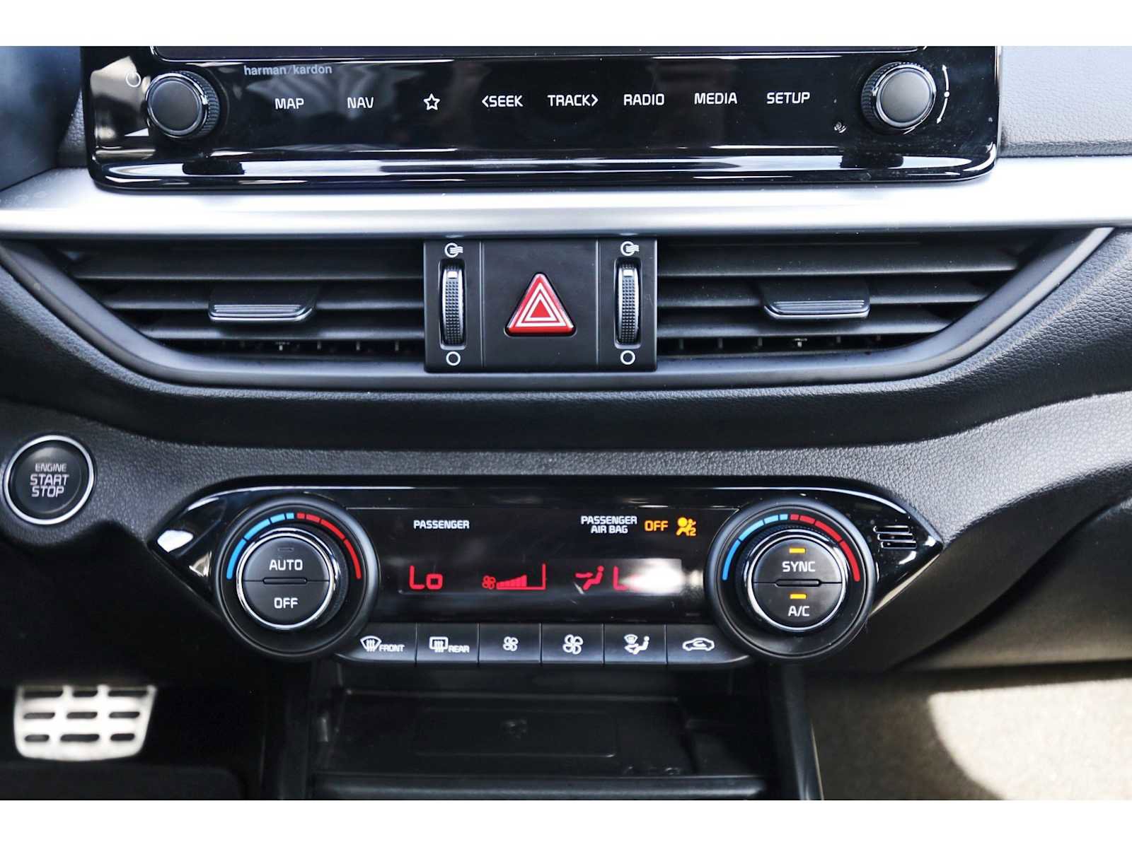 Used 2024 Kia Forte GT-Line w/ GT-Line Premium Package image 24