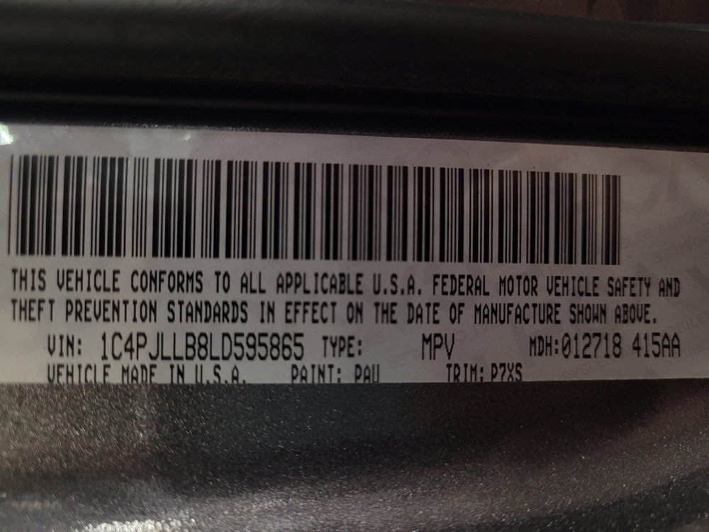 Used 2020 Jeep Cherokee Latitude Plus FWD image 33