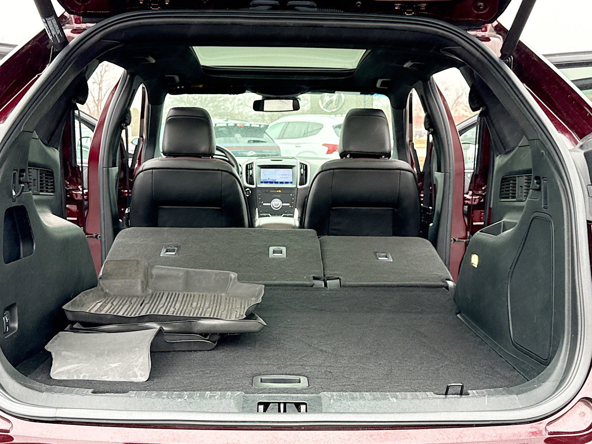 Used 2020 Ford Edge Titanium w/ Equipment Group 301A image 7