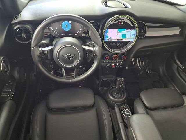Used 2024 MINI Cooper S image 16