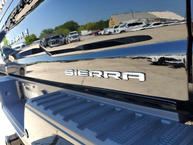 New 2026 GMC Sierra 2500 Denali w/ Denali Reserve Package AWD/4WD image 8