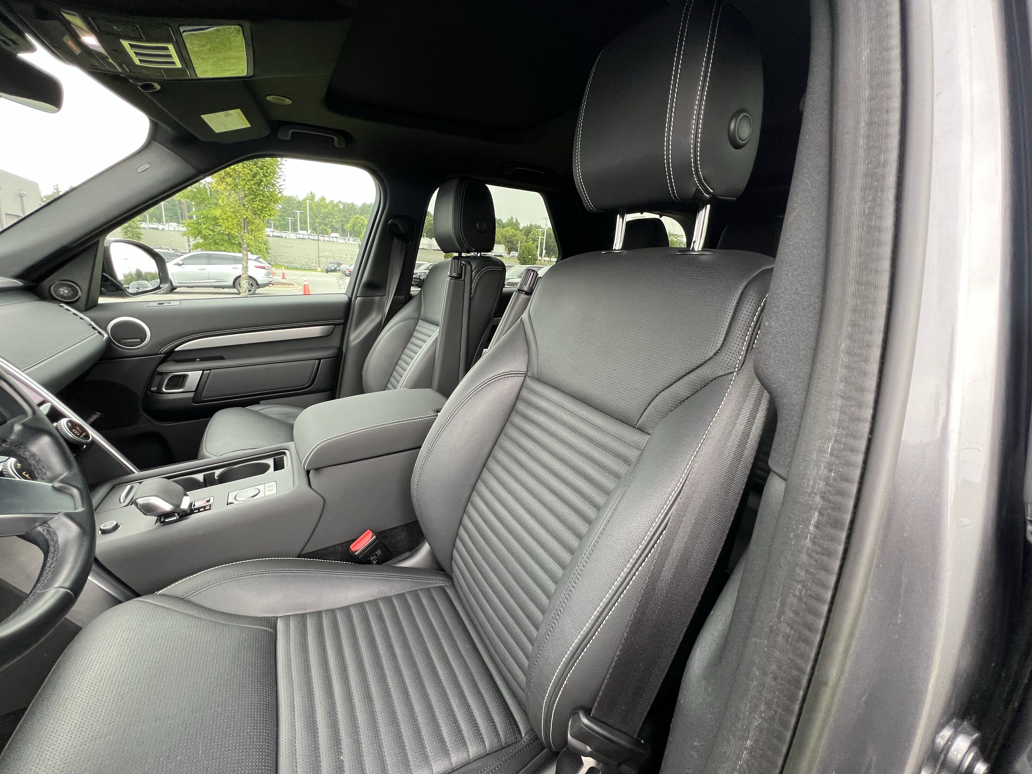 Certified 2023 Land Rover Discovery S R-Dynamic image 16