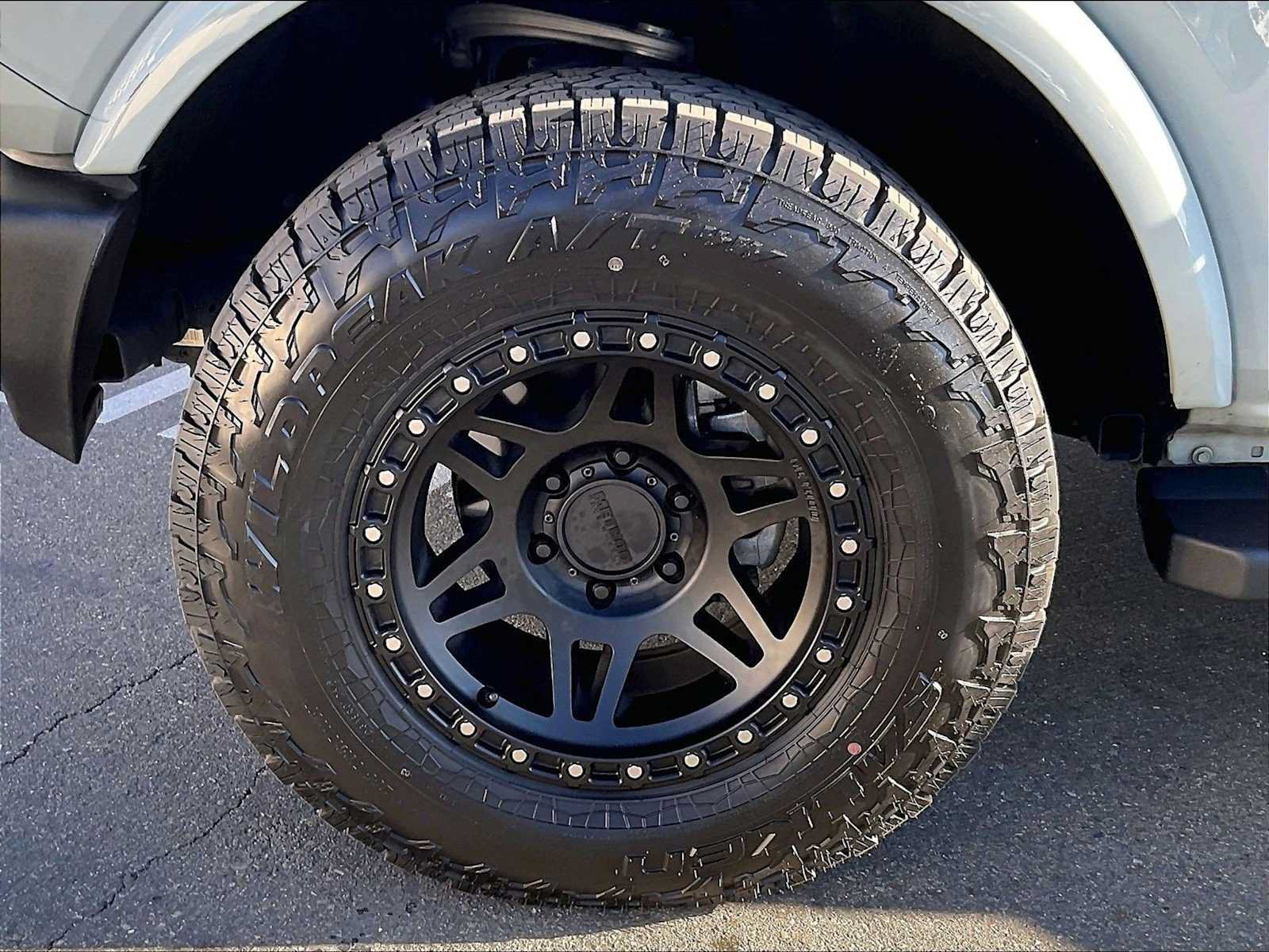 Used 2023 Ford Bronco Outer Banks AWD/4WD image 11