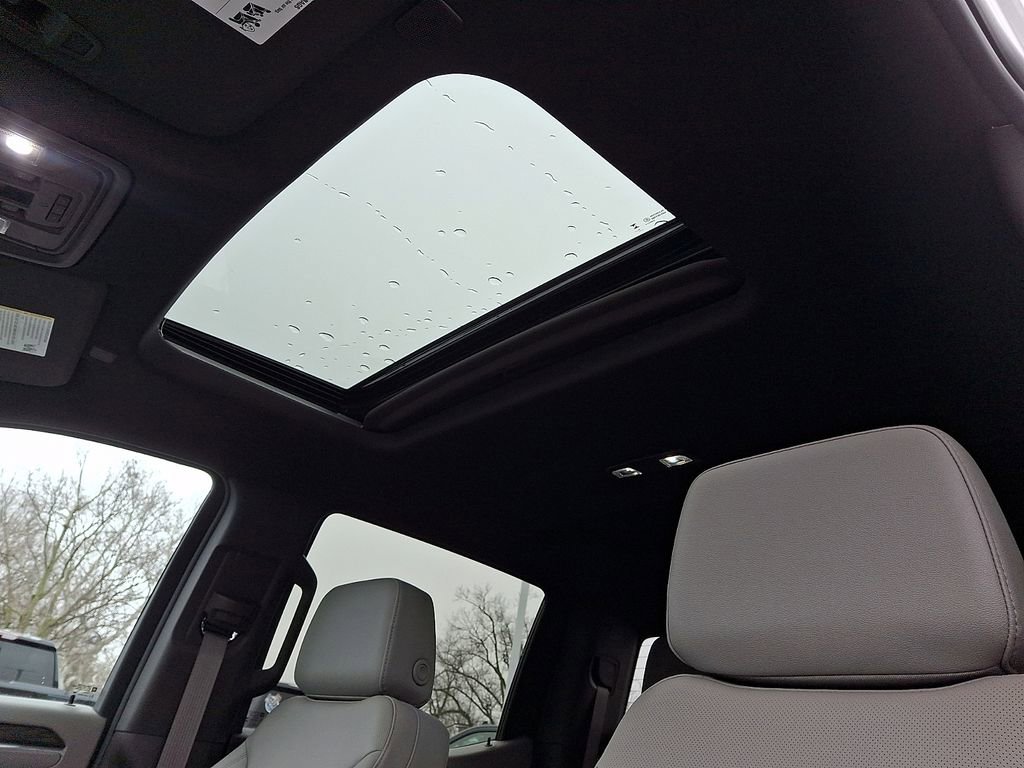 New 2026 GMC Sierra 1500 SLT w/ SLT Premium Plus Package image 10