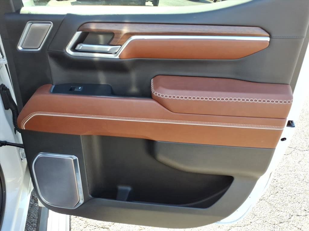 Used 2023 GMC Sierra 1500 Denali Ultimate image 18