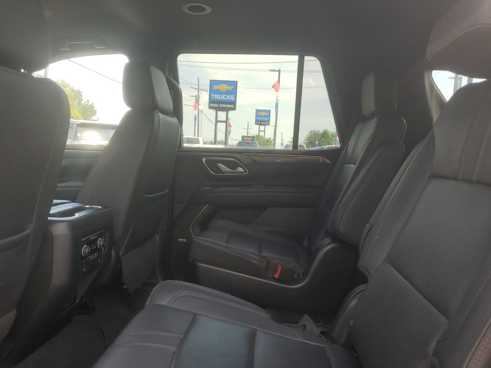 Used 2022 Chevrolet Tahoe RST w/ Luxury Package RWD image 7