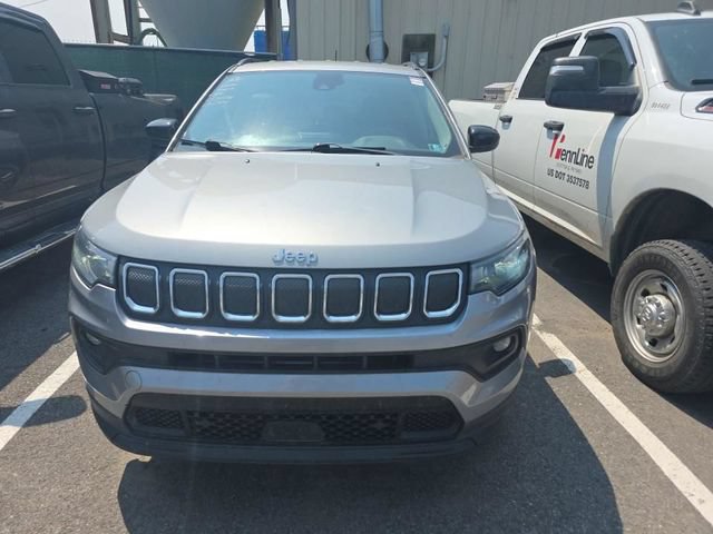 Certified 2022 Jeep Compass Latitude AWD/4WD image 4