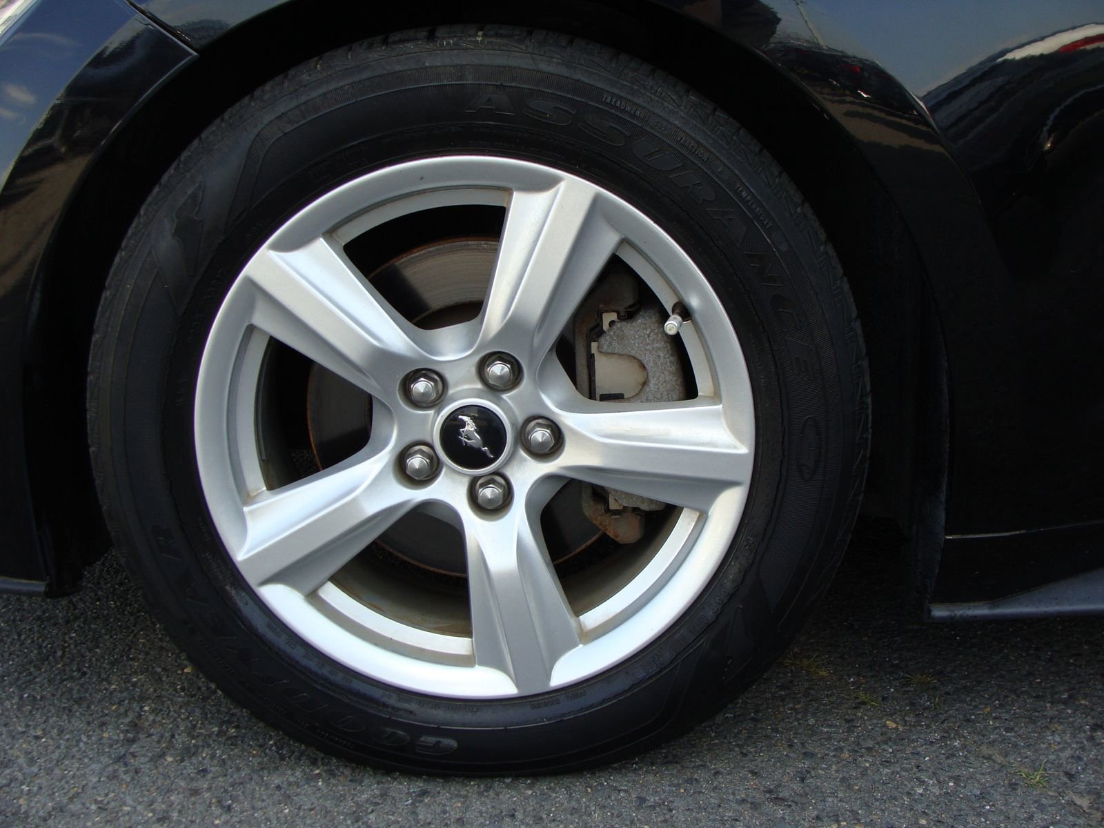 Used 2015 Ford Mustang Coupe image 29