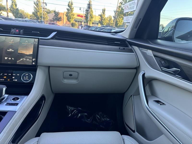 Used 2021 Jaguar F-PACE S AWD/4WD image 13