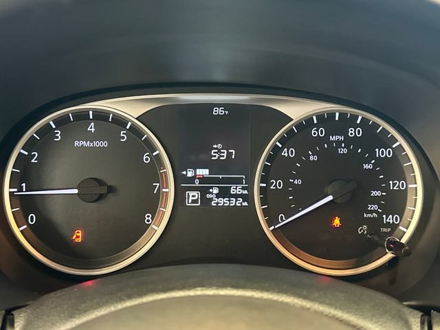 Used 2022 Nissan Kicks S FWD image 32