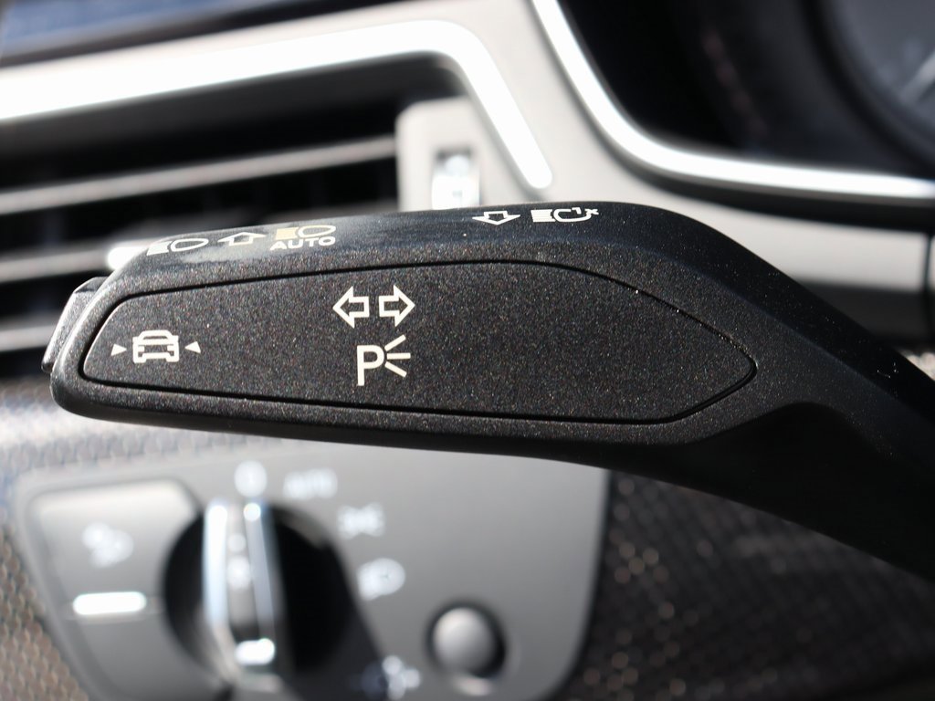 Used 2023 Audi S5 Premium image 35