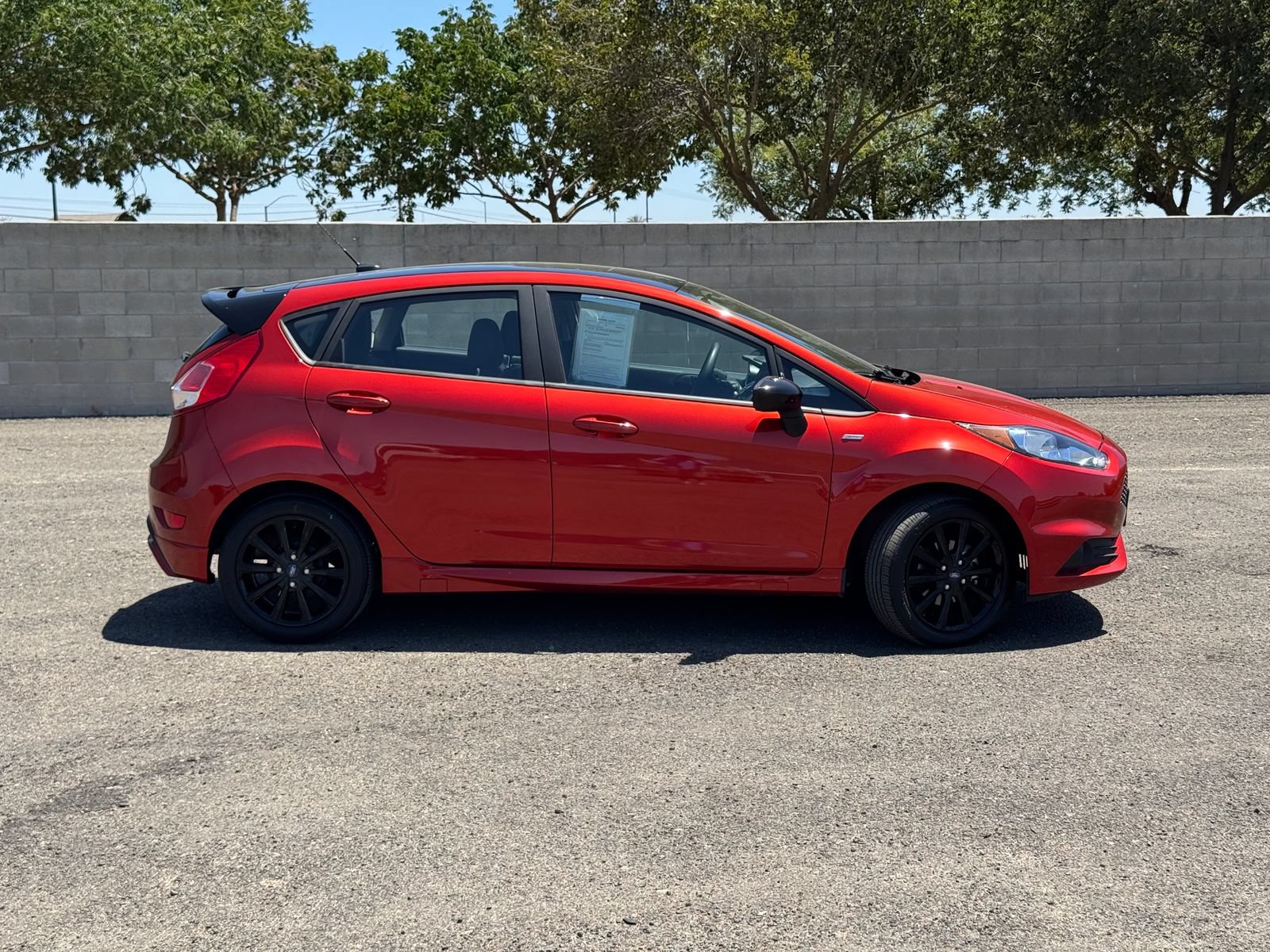 Used 2019 Ford Fiesta ST-Line FWD image 2