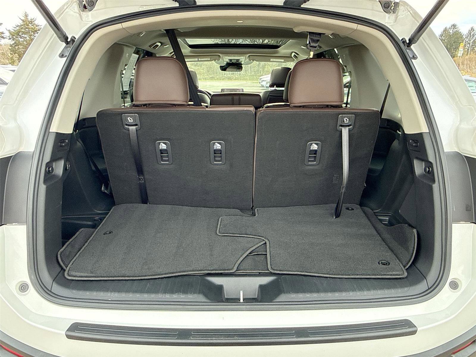 Used 2024 Honda Pilot Elite image 18