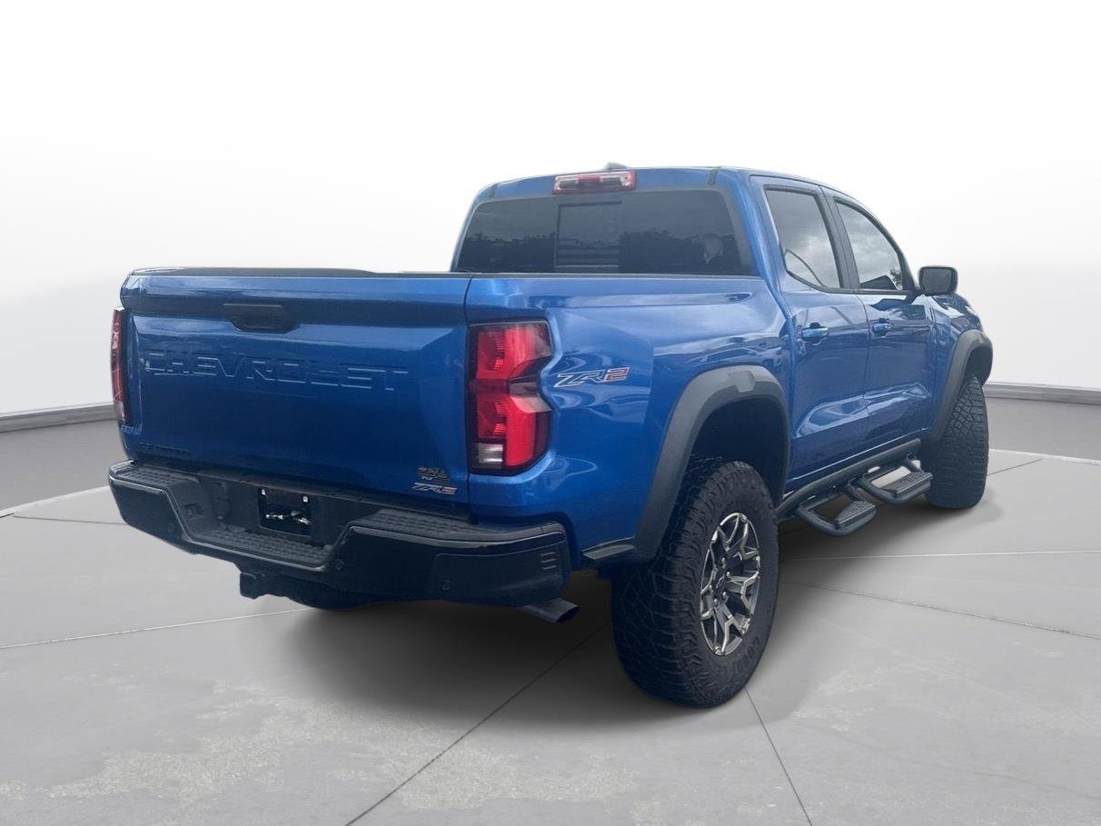 Used 2024 Chevrolet Colorado ZR2 w/ ZR2 Convenience Package III AWD/4WD image 50