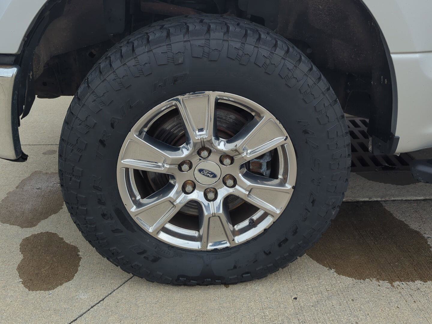 Used 2015 Ford F150 XLT w/ Equipment Group 301A Mid image 32