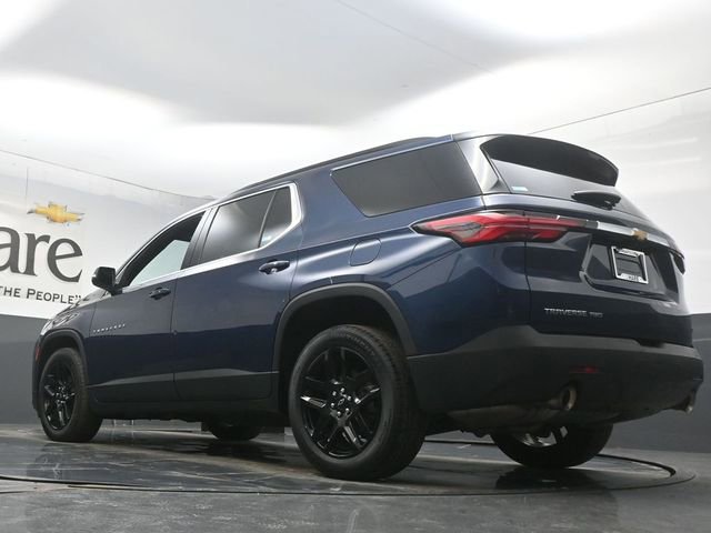 Used 2023 Chevrolet Traverse LT image 5