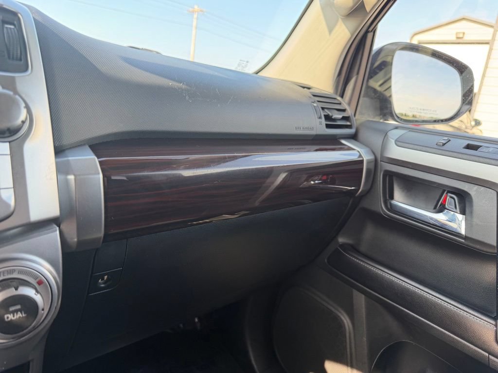 Used 2017 Toyota 4Runner Limited AWD/4WD image 26