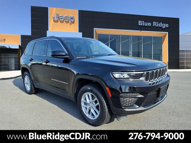 Used 2023 Jeep Grand Cherokee Laredo