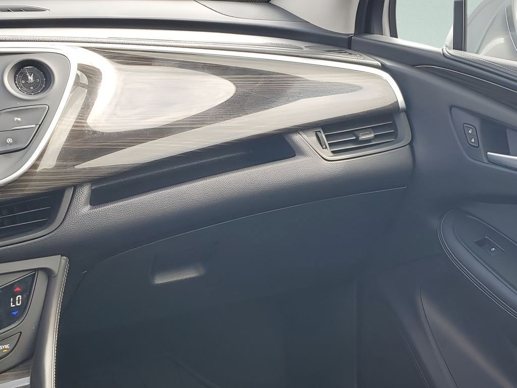 Used 2020 Buick Envision Essence image 26