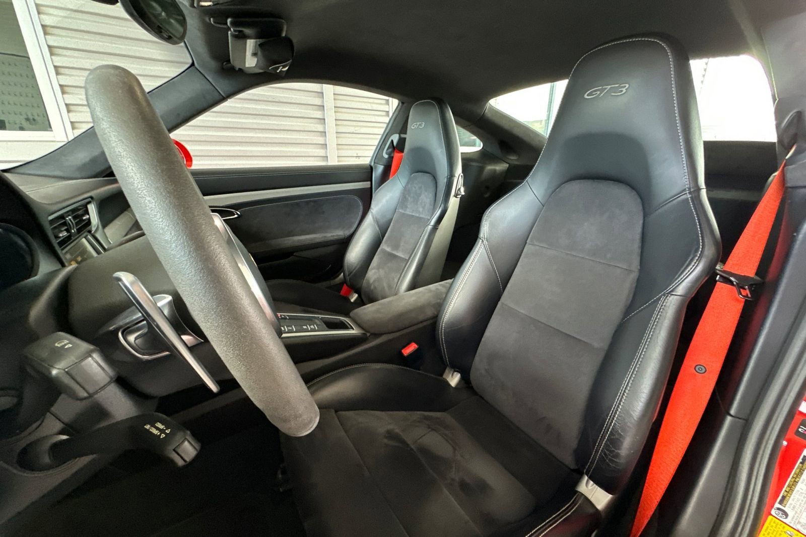 Used 2016 Porsche 911 GT3 image 5