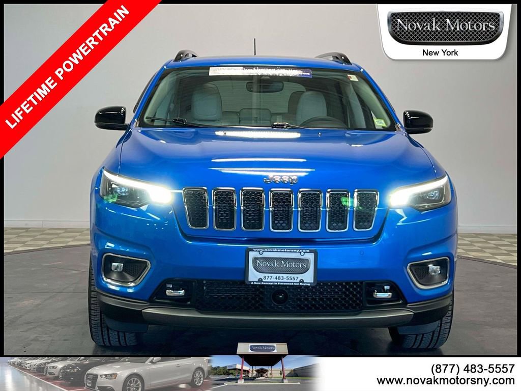 Used 2022 Jeep Cherokee Limited w/ Elite Package image 2
