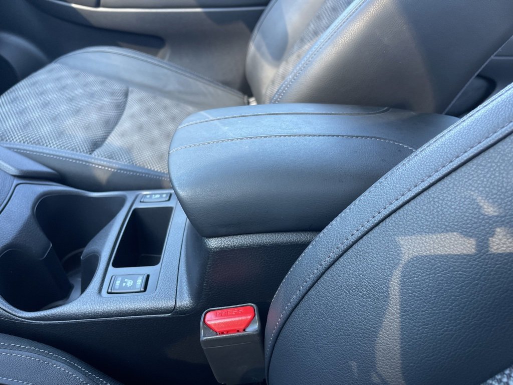 Used 2022 Nissan Rogue Sport SV w/ Technology Package image 15