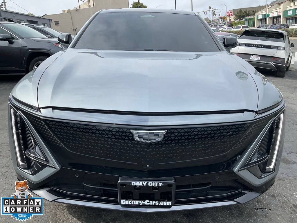 Used 2024 Cadillac Lyriq Sport RWD image 2