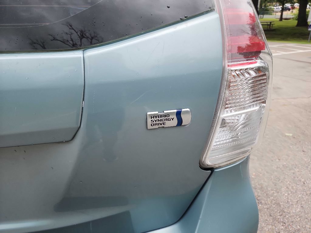 Used 2015 Toyota Prius V Four FWD image 7