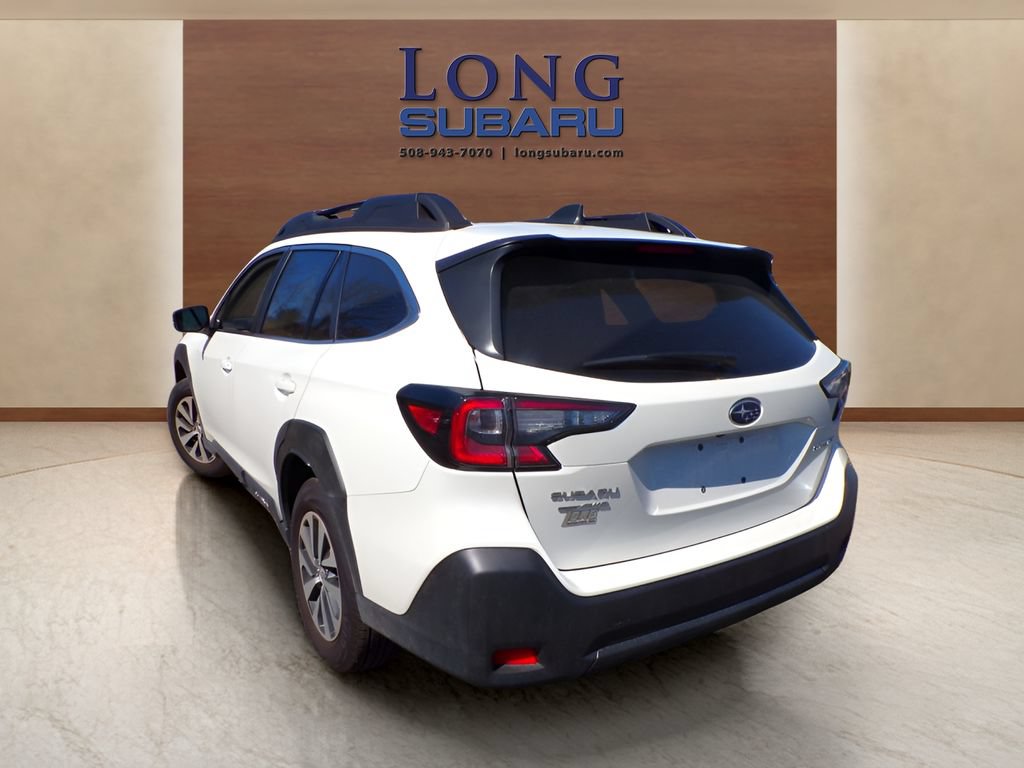 Certified 2025 Subaru Outback Premium AWD/4WD image 17
