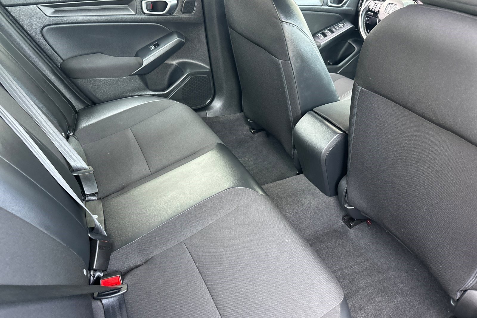 Used 2024 Honda Civic Sport image 29