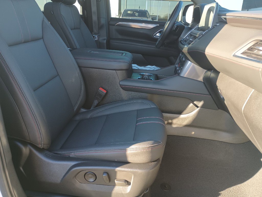 Used 2022 Chevrolet Tahoe RST w/ Sport Performance Package image 33