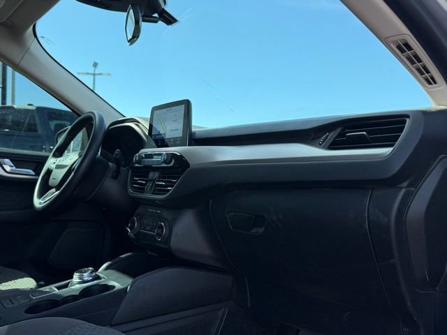 Used 2020 Ford Escape SE FWD image 17