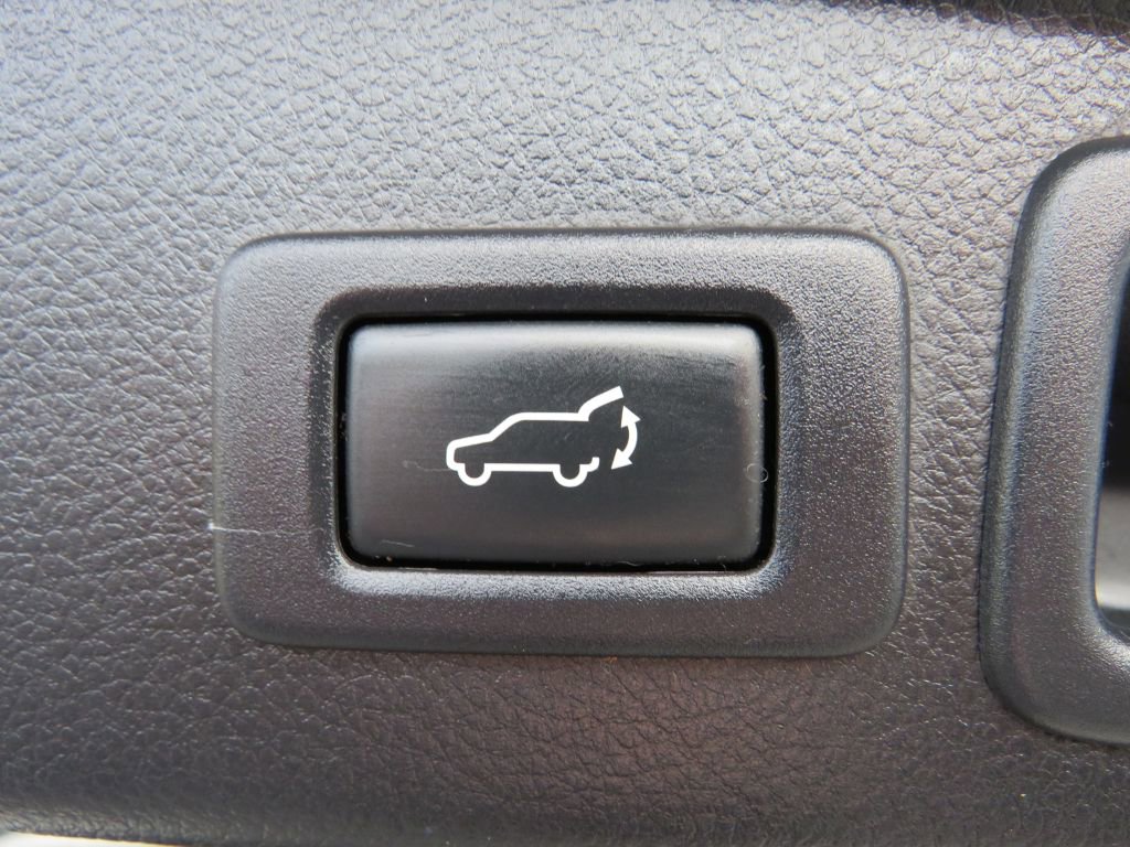 Used 2014 Subaru Forester 2.5i Limited image 30