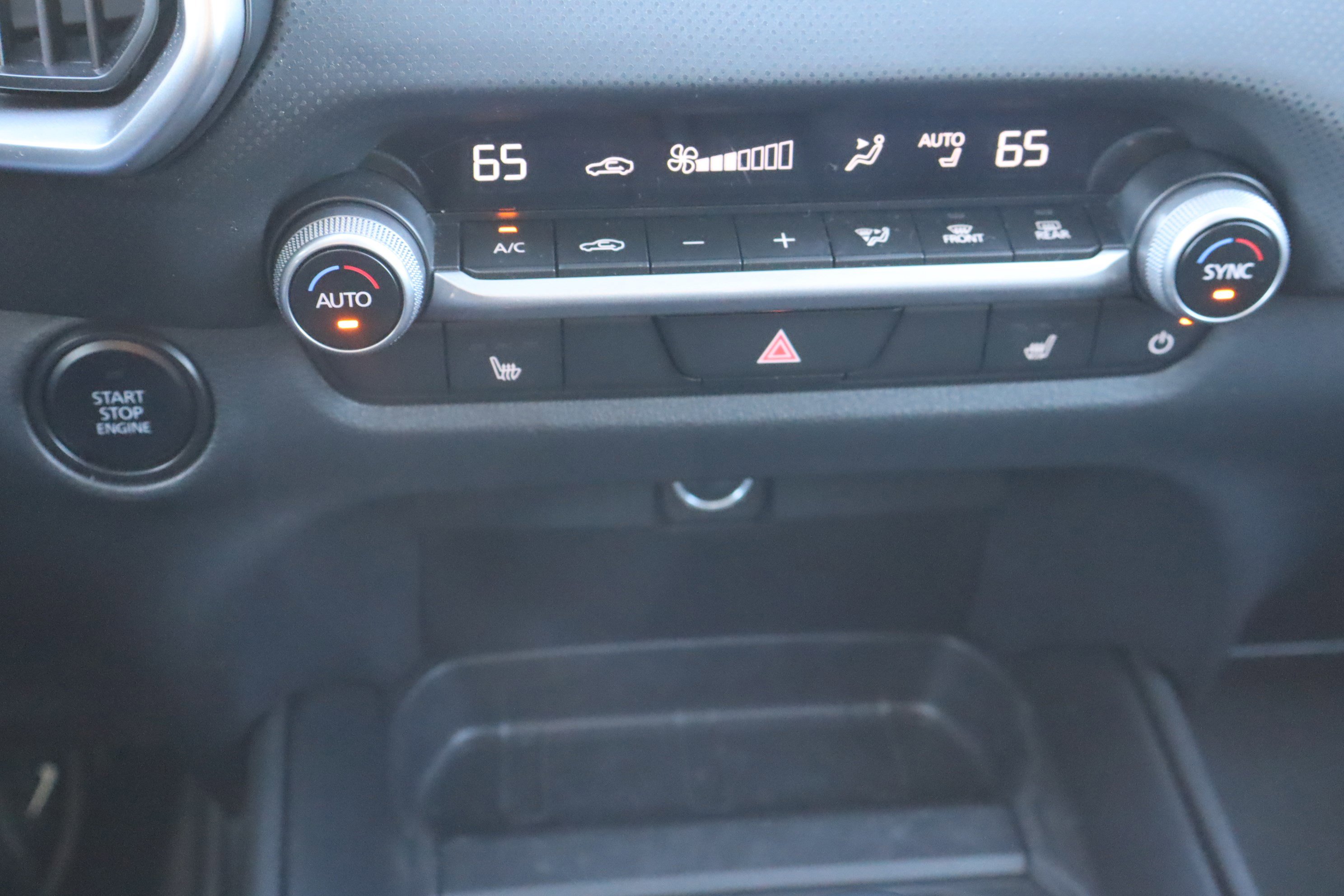 Used 2025 MAZDA CX-50 AWD 2.5 S w/ Premium Package image 28