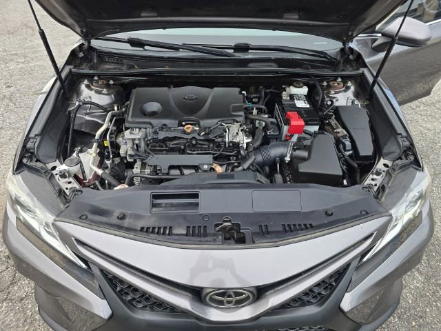 Used 2020 Toyota Camry SE image 13