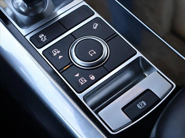 Used 2018 Land Rover Range Rover Sport HSE AWD/4WD image 18