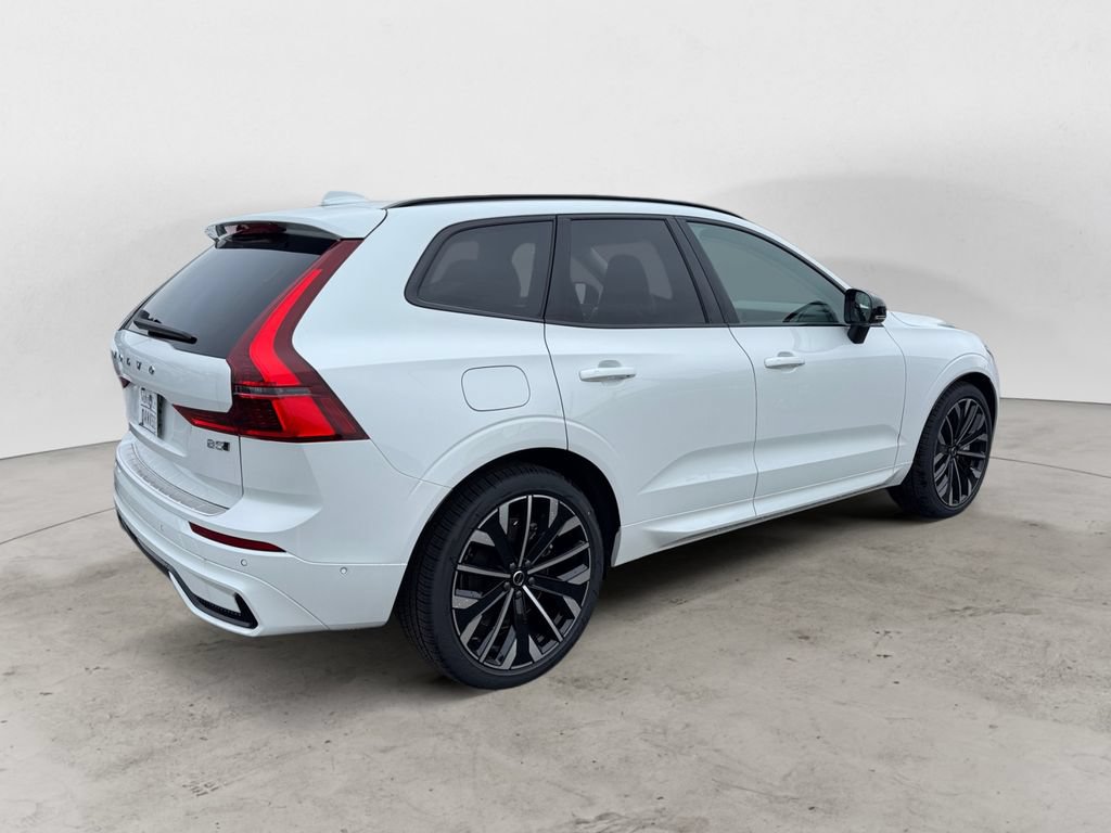 New 2026 Volvo XC60 B5 Ultra w/ Protection Package Premier AWD/4WD image 7