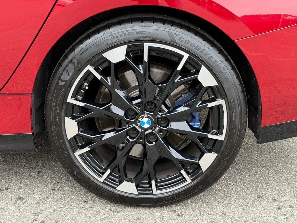 Used 2025 BMW M235i xDrive w/ Premium Package image 15