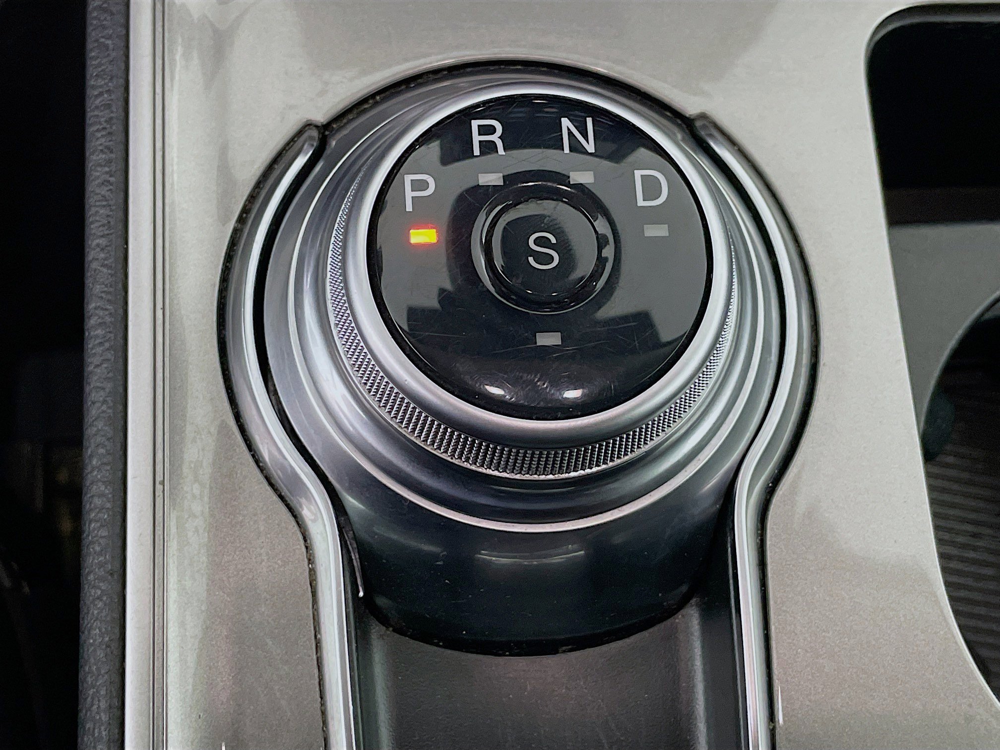 Used 2024 Ford Edge SEL image 24