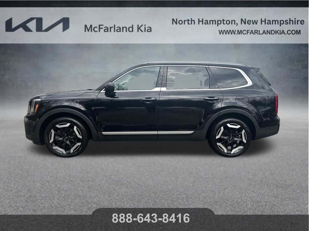 Used 2024 Kia Telluride S w/ S Sunroof Package image 3