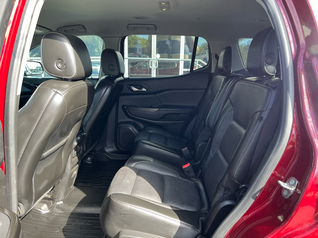 Used 2018 GMC Acadia SLT image 12