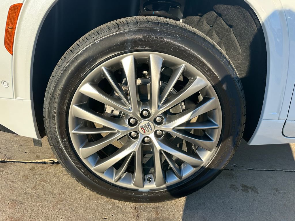 New 2026 Buick Enclave Avenir image 12