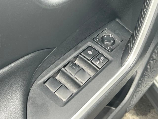Used 2019 Toyota RAV4 LE w/ All Weather Liner Package AWD/4WD image 11