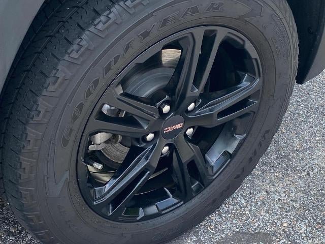 Used 2022 GMC Terrain AT4 w/ Infotainment Package II AWD/4WD image 28